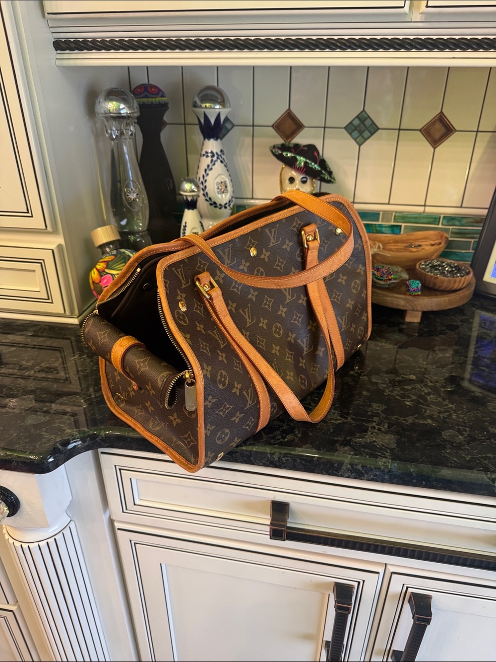 Authentic Louis Vuitton Brown Monogram Canvas Pet Satchel with Tan Leather Trim - Picture 2 of 6